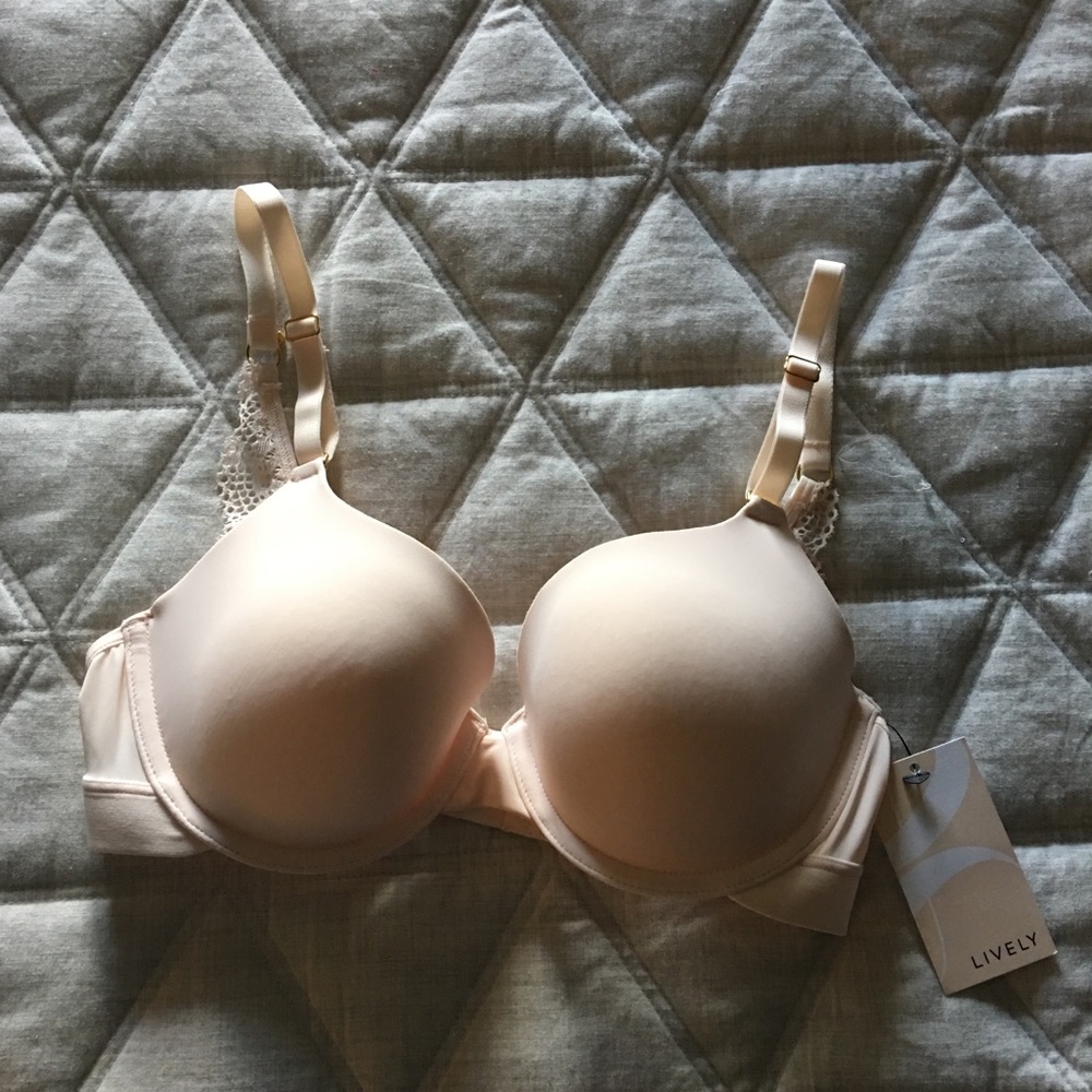 Lively The T-Shirt Bra